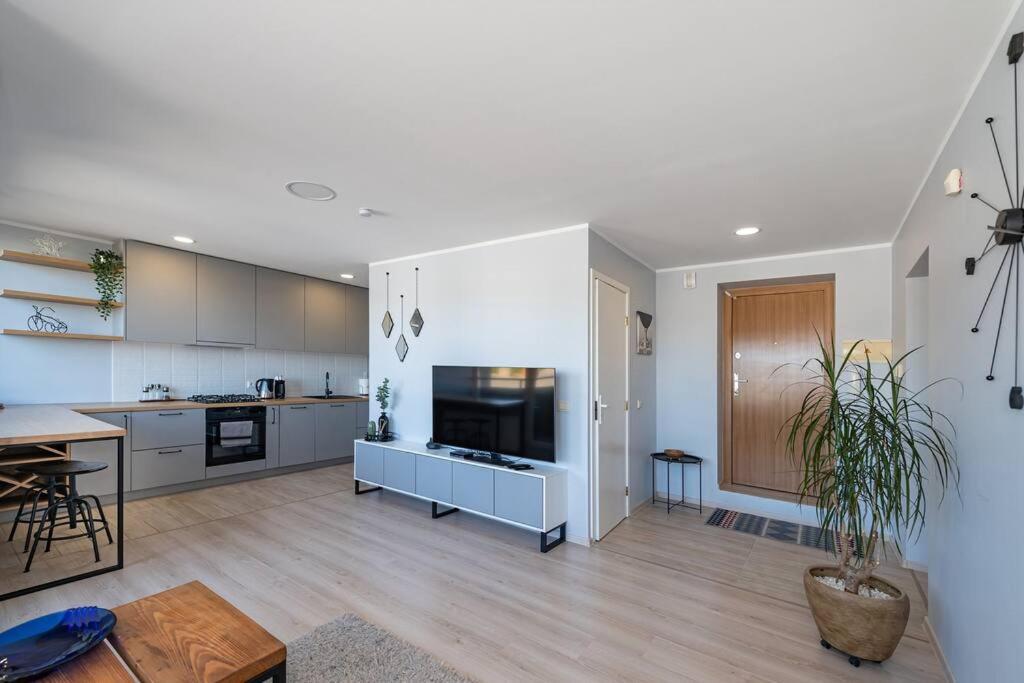Central 2 Bd Apartment By Hostlovers Kaunas Bagian luar foto