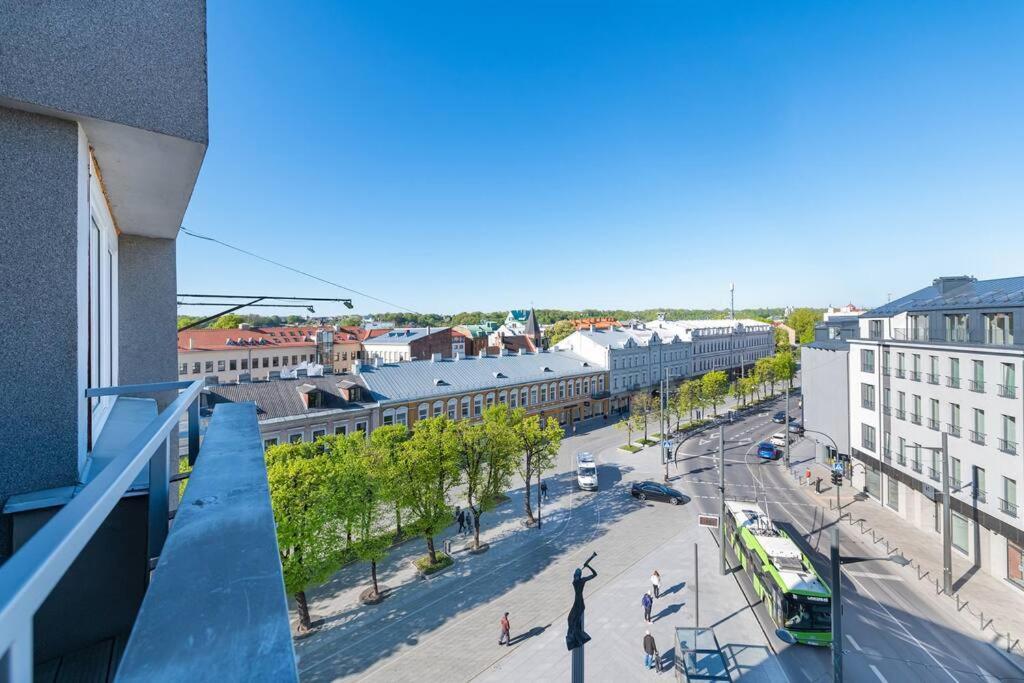 Central 2 Bd Apartment By Hostlovers Kaunas Bagian luar foto