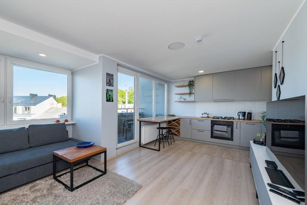 Central 2 Bd Apartment By Hostlovers Kaunas Bagian luar foto